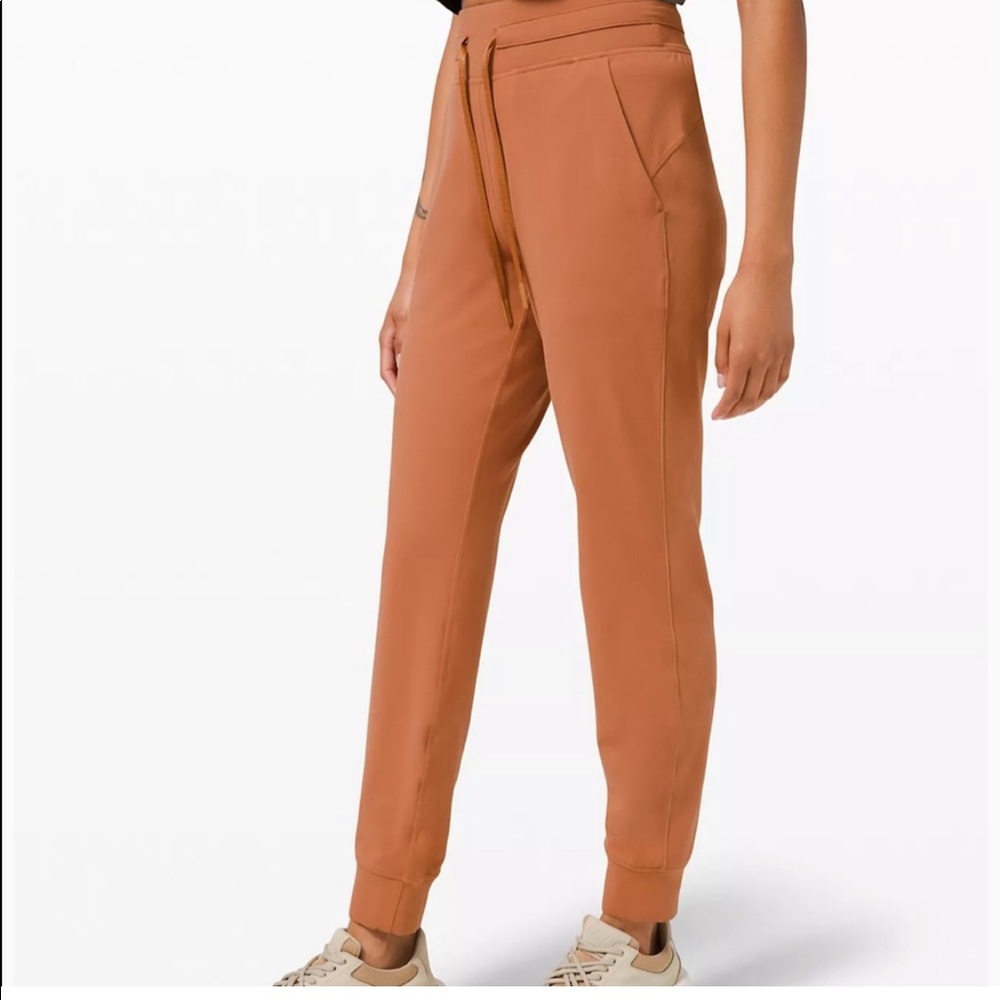 Lululemon Ready to Rulu 7/8 joggers